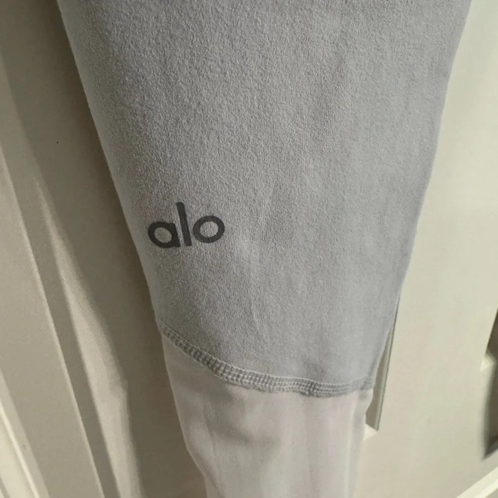 ALO Yoga alo yoga